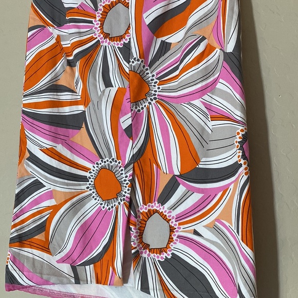 Ideology, size 6, pencil skirt - floral print, zipper back and slit, lace trim - Picture 7 of 9